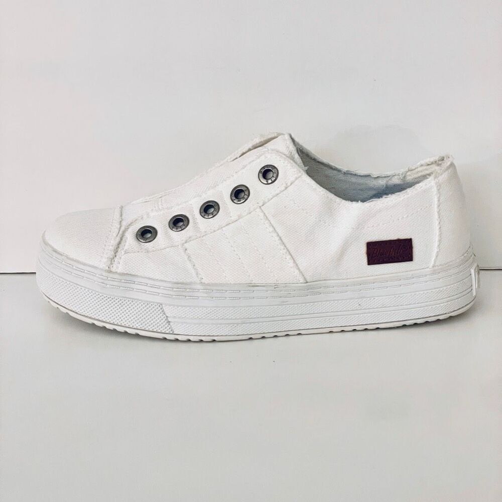 NWT 7.5 Blowfish Malibu White Platform No shoelace Laceless Memory foam Sneakers - Picture 4 of 12